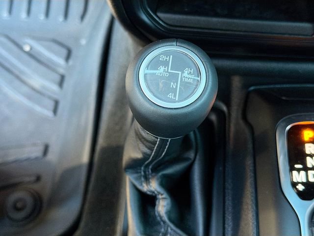 Used 2024 Jeep Wrangler High Altitude image 29
