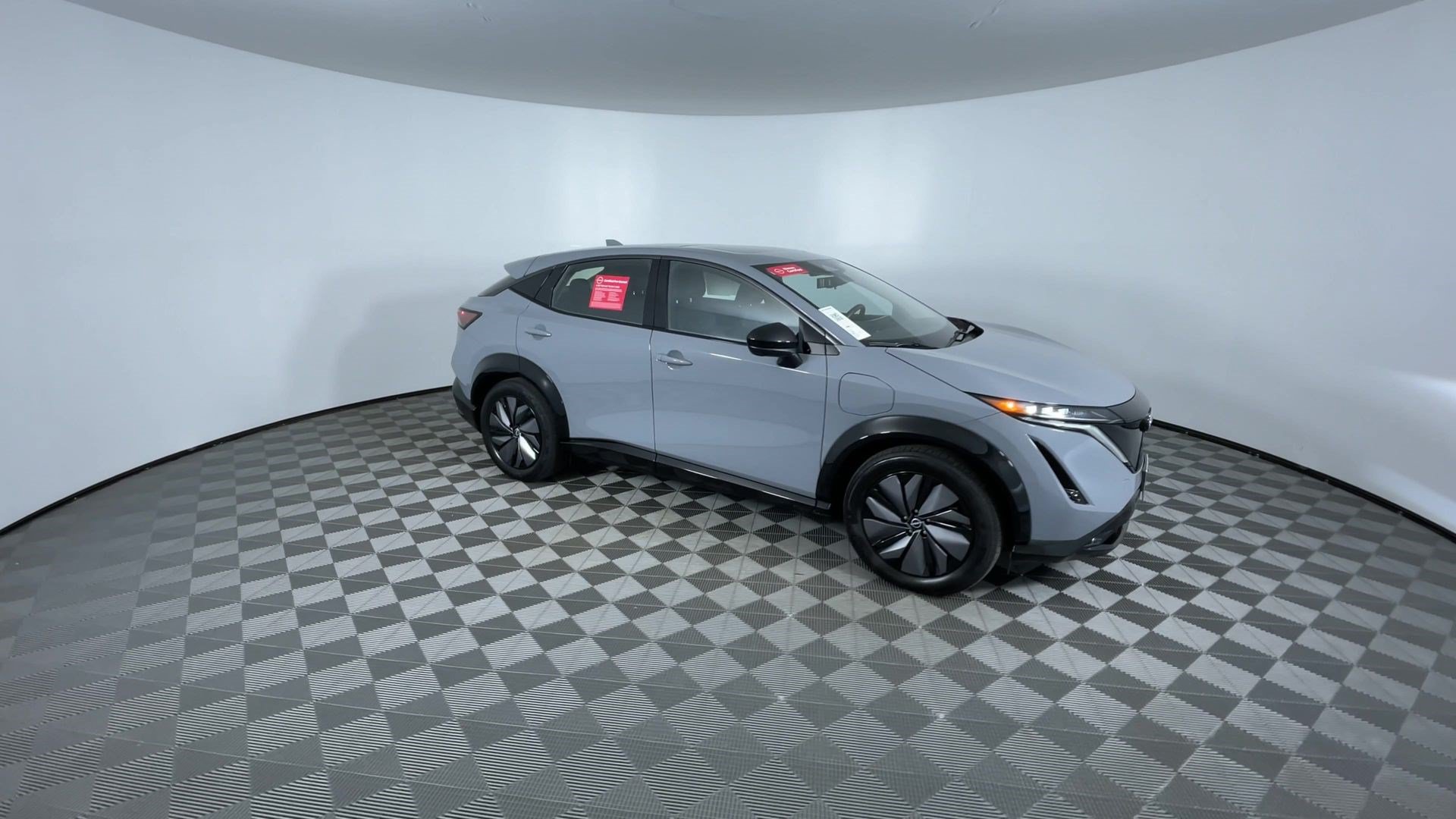 Certified 2024 Nissan Ariya AWD image 2