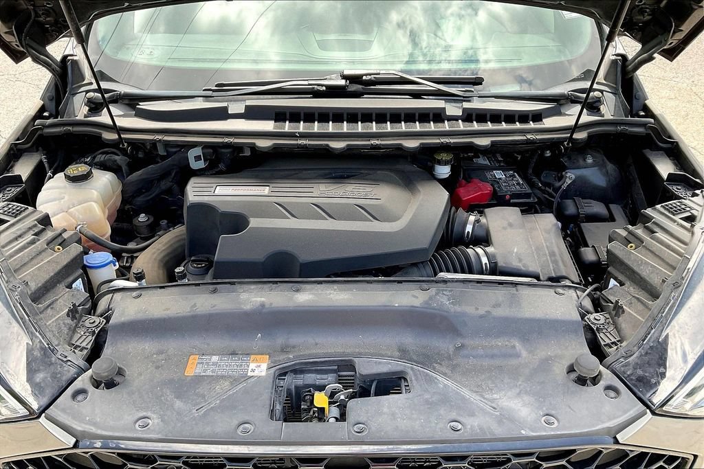 Used 2019 Ford Edge ST w/ Equipment Group 401A AWD/4WD image 29