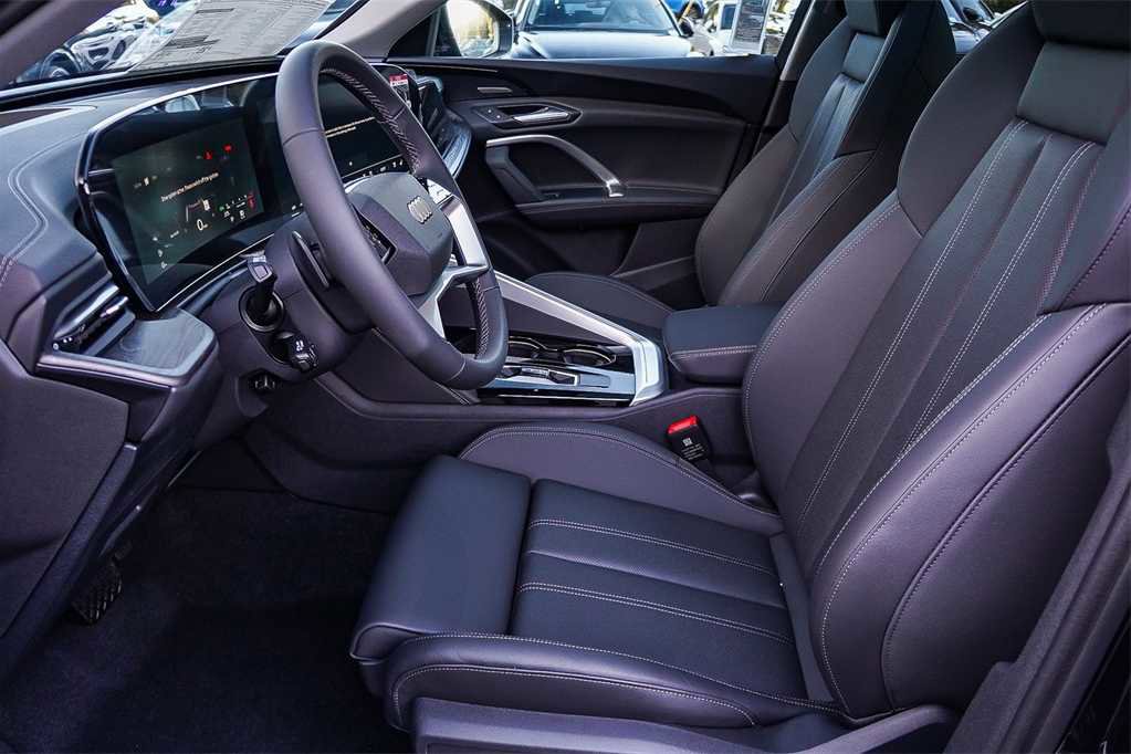 New 2025 Audi Q5 Premium Plus image 20