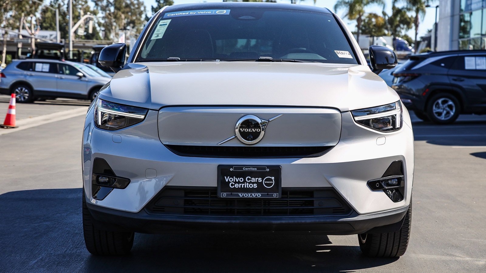 Used 2023 Volvo C40 P8 Recharge Ultimate image 4