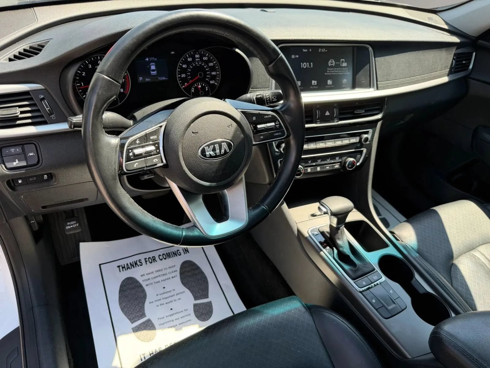 Used 2020 Kia Optima SE FWD image 11