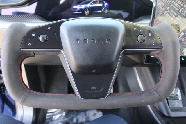 Used 2022 Tesla Model X Plaid image 29
