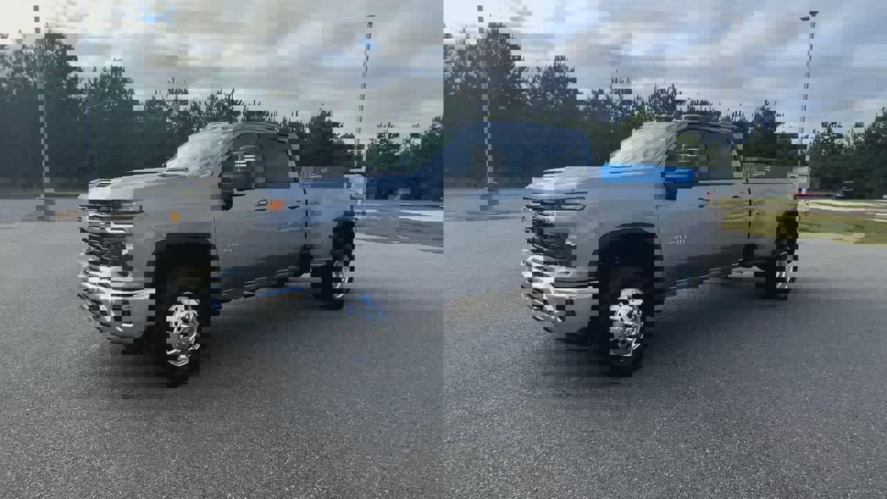 New 2026 Chevrolet Silverado 3500 LT w/ All Star Edition image 4
