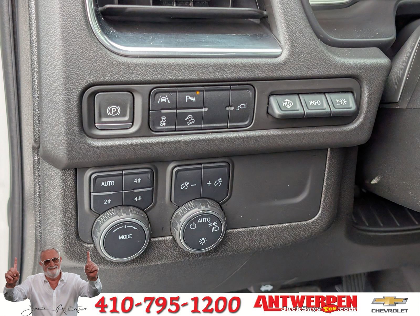 Used 2021 Chevrolet Suburban High Country image 28