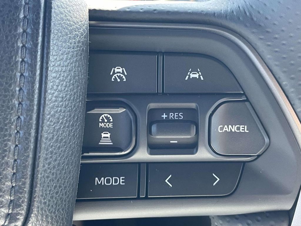 Used 2026 Toyota 4Runner SR5 image 19