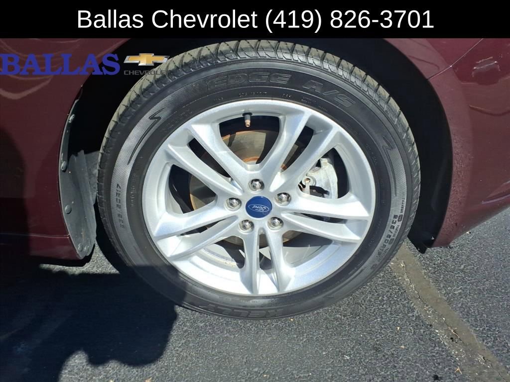 Used 2018 Ford Fusion SE w/ Fusion SE Technology Package image 25