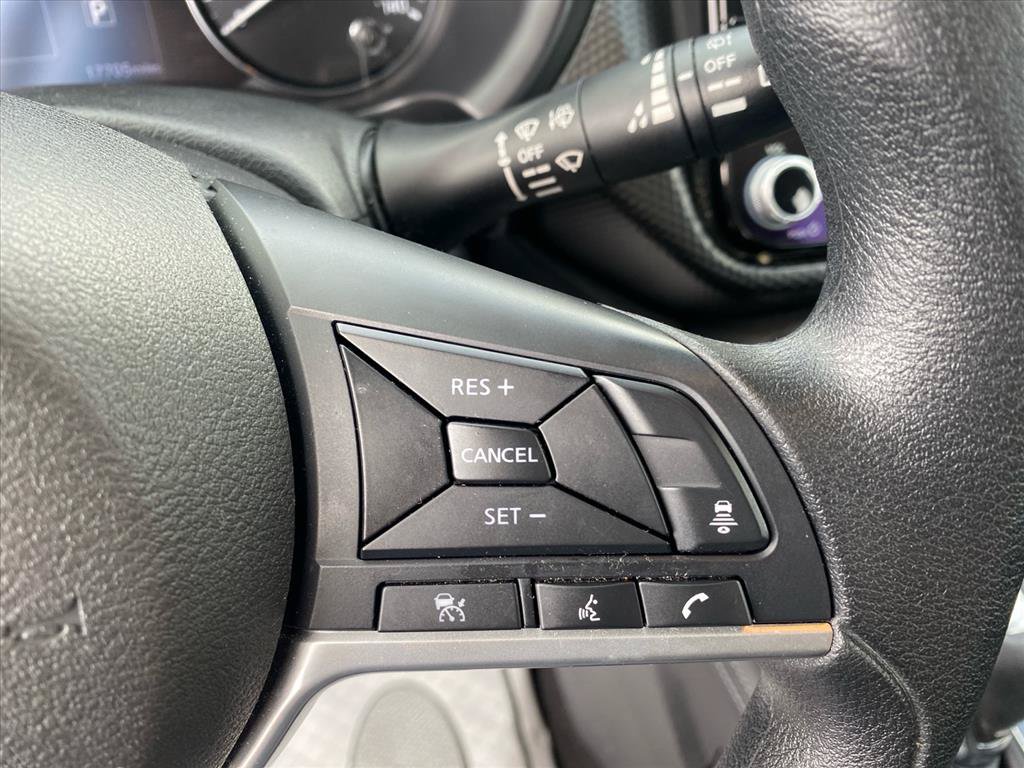 Used 2023 Nissan Kicks SV FWD image 14