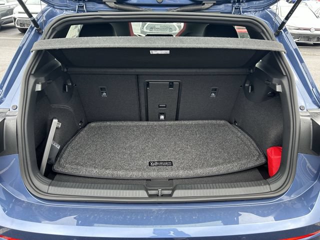 New 2026 Volkswagen GTI SE FWD image 28