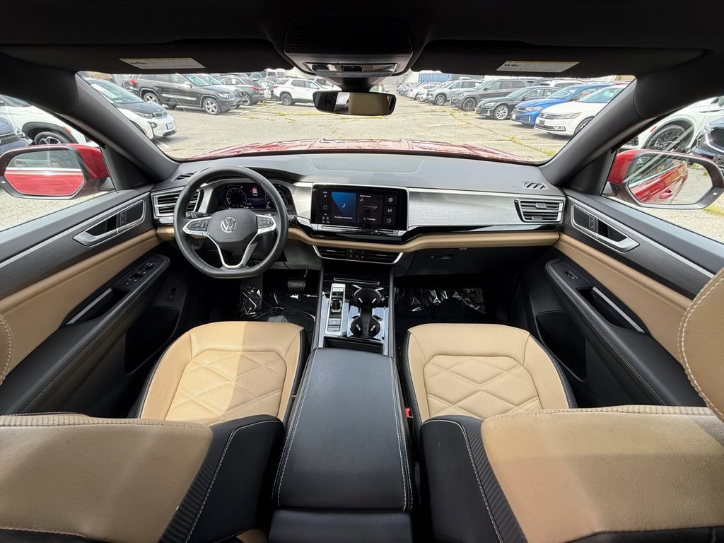 Used 2024 Volkswagen Atlas Cross Sport SE w/ Panoramic Sunroof Package AWD/4WD image 22
