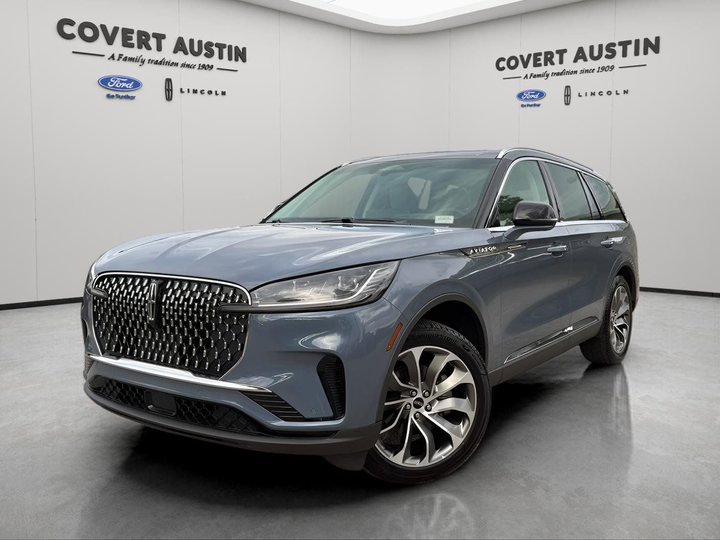 Used 2025 Lincoln Aviator Reserve w/ Illumination Package