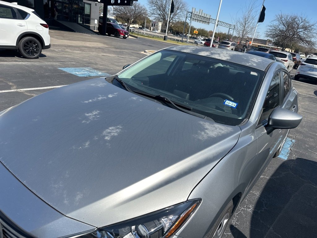 Used 2015 MAZDA MAZDA3 i SV image 11