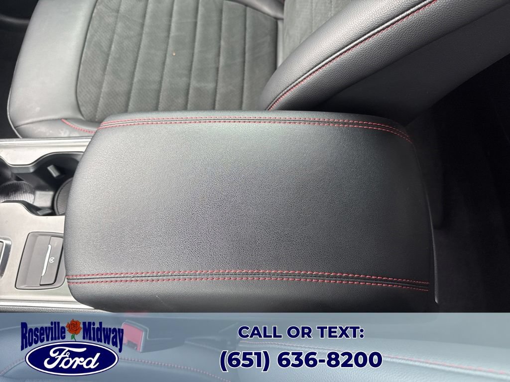 Used 2022 Ford Edge ST-Line AWD/4WD image 11