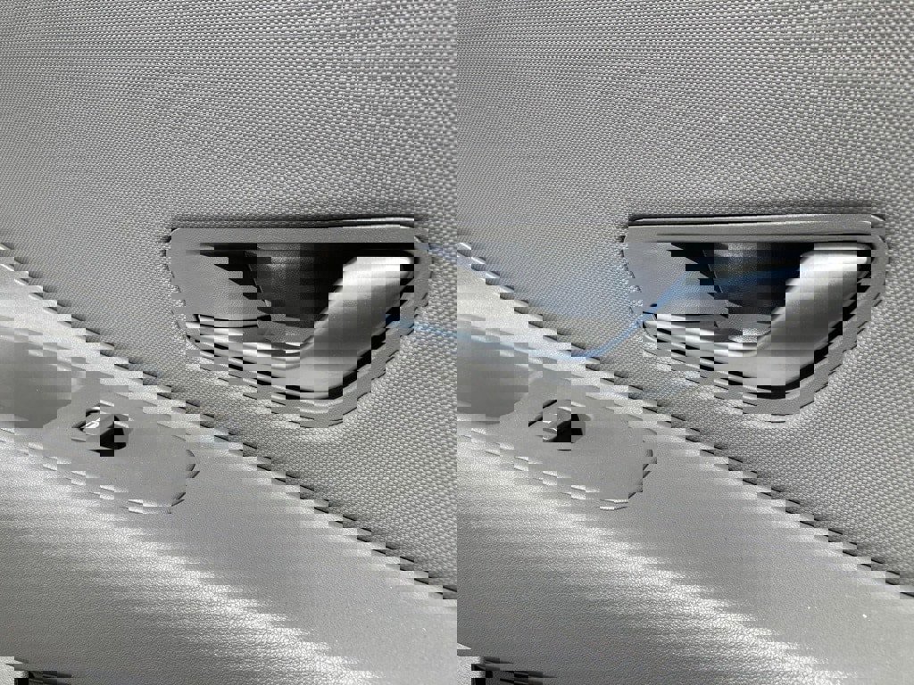 Used 2025 Hyundai Elantra SEL image 12