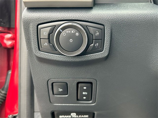 Used 2022 Ford F250 Lariat w/ Black Appearance Package image 18