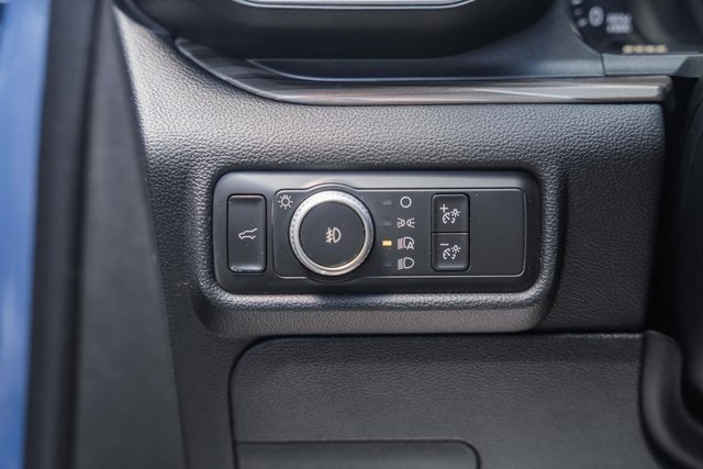 Used 2020 Ford Explorer Limited image 45