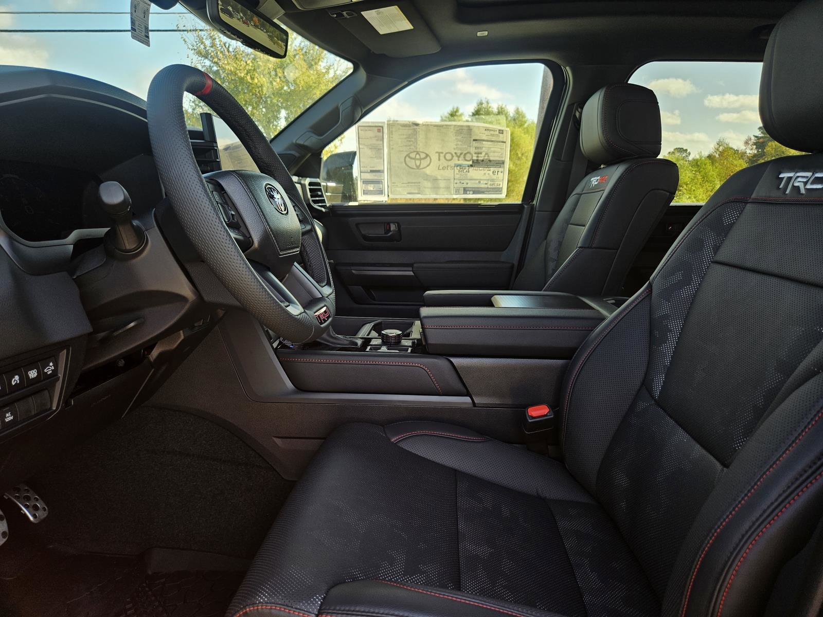 Used 2025 Toyota Tundra TRD Pro AWD/4WD image 9