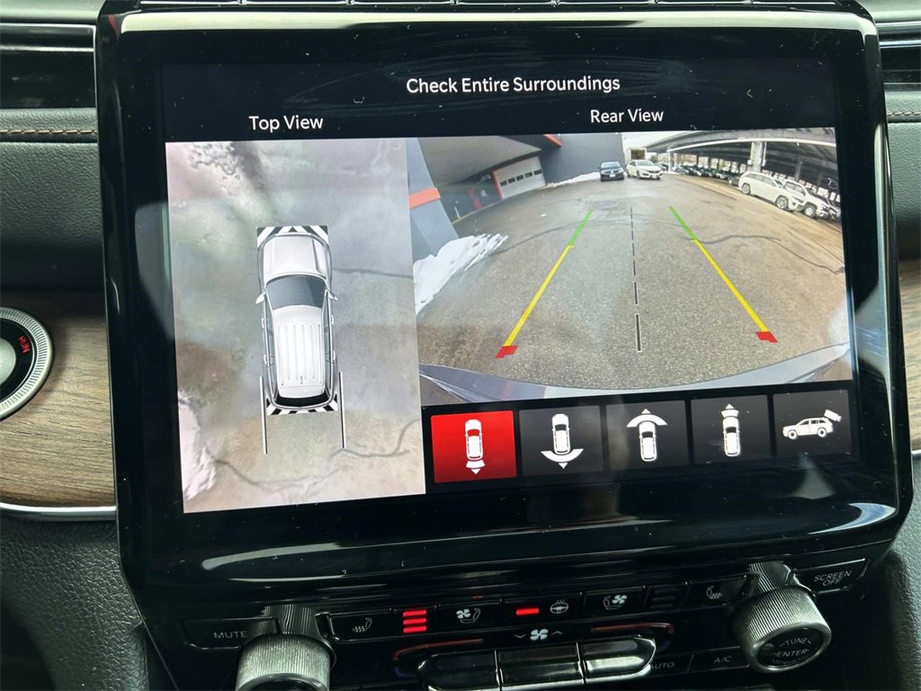 Used 2023 Jeep Grand Cherokee Summit w/ High Altitude Package image 33