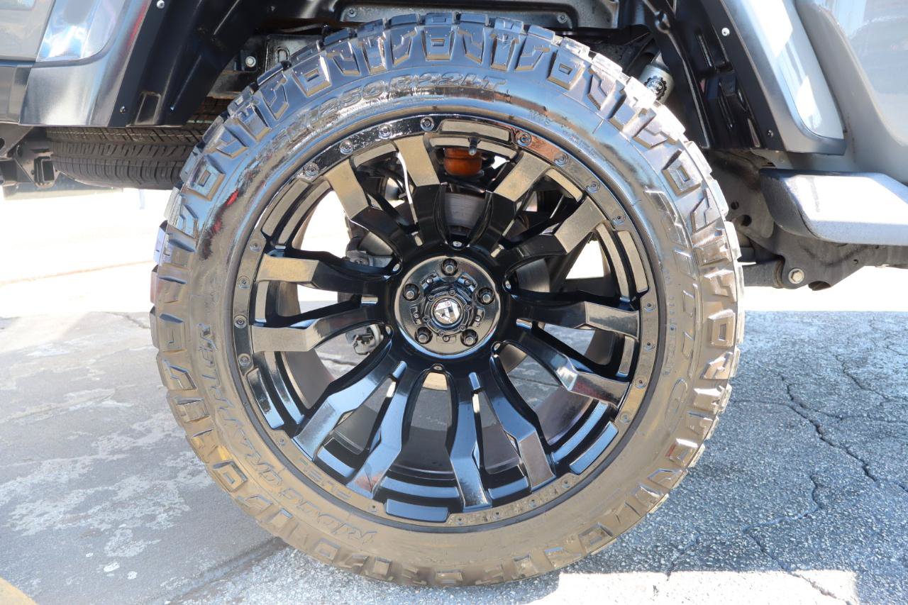 Used 2021 Jeep Gladiator Overland w/ Trailer Tow Package AWD/4WD image 31