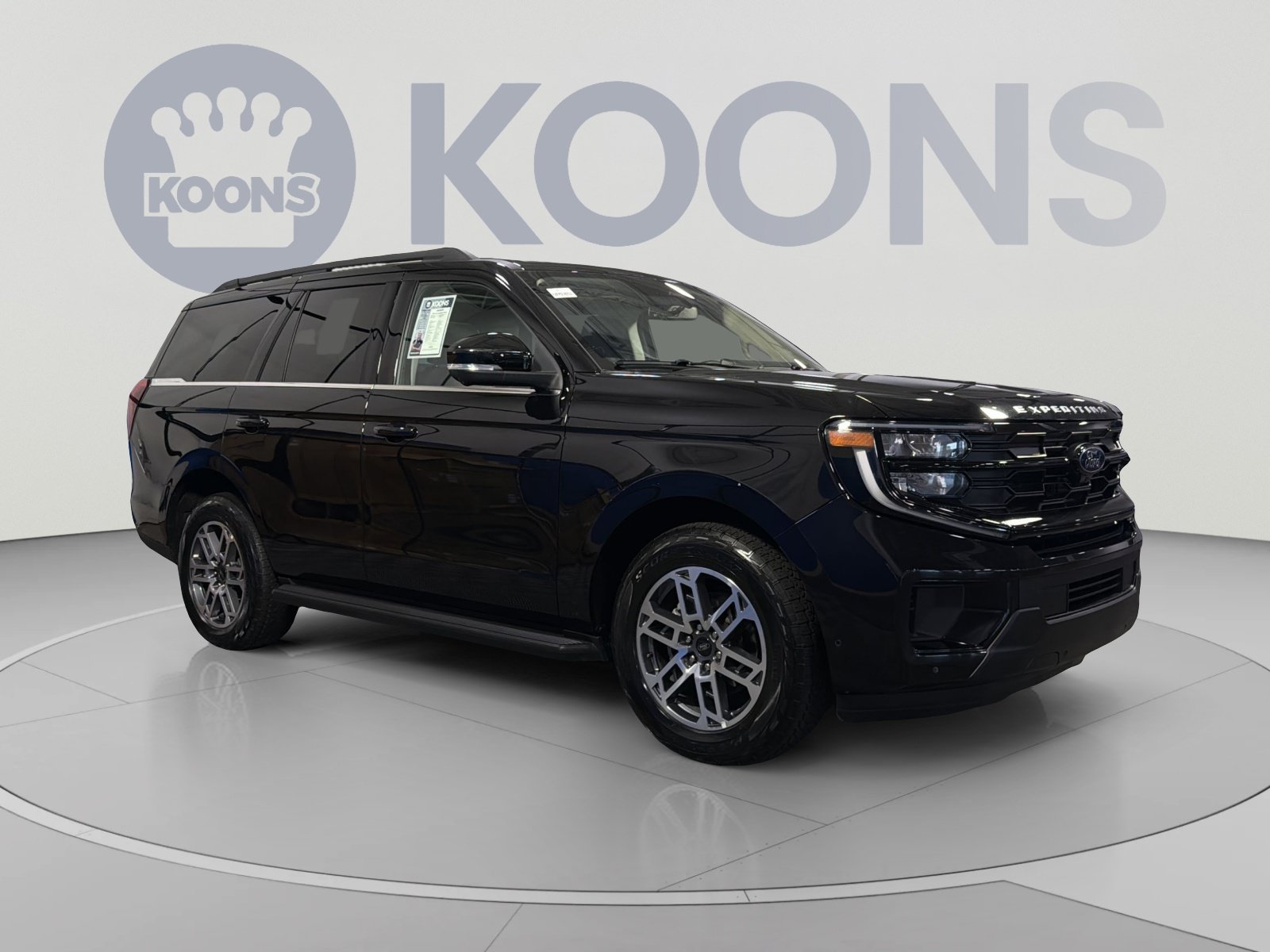 Certified 2025 Ford Expedition Active AWD/4WD image 10