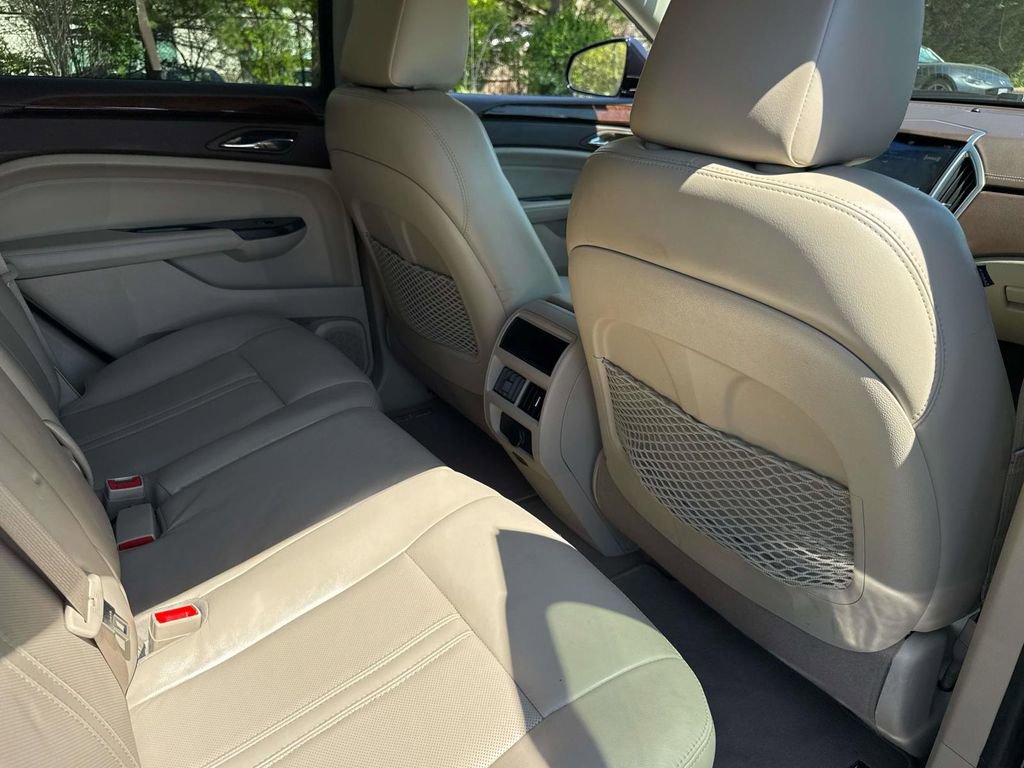 Used 2014 Cadillac SRX Luxury w/ Driver Awareness Package image 11