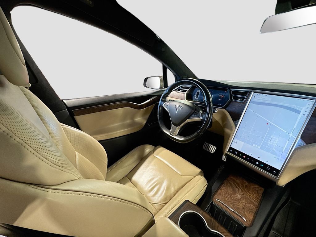 Used 2016 Tesla Model X Performance image 15