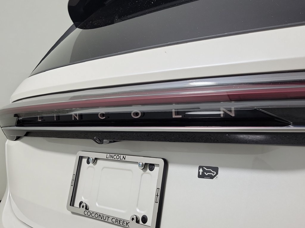 New 2026 Lincoln Nautilus Reserve AWD/4WD image 5
