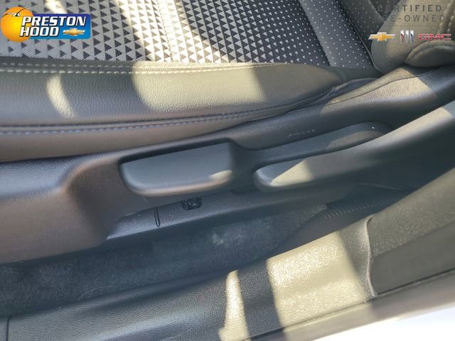 Certified 2024 Chevrolet Trax LT w/ Driver Confidence Package FWD image 19