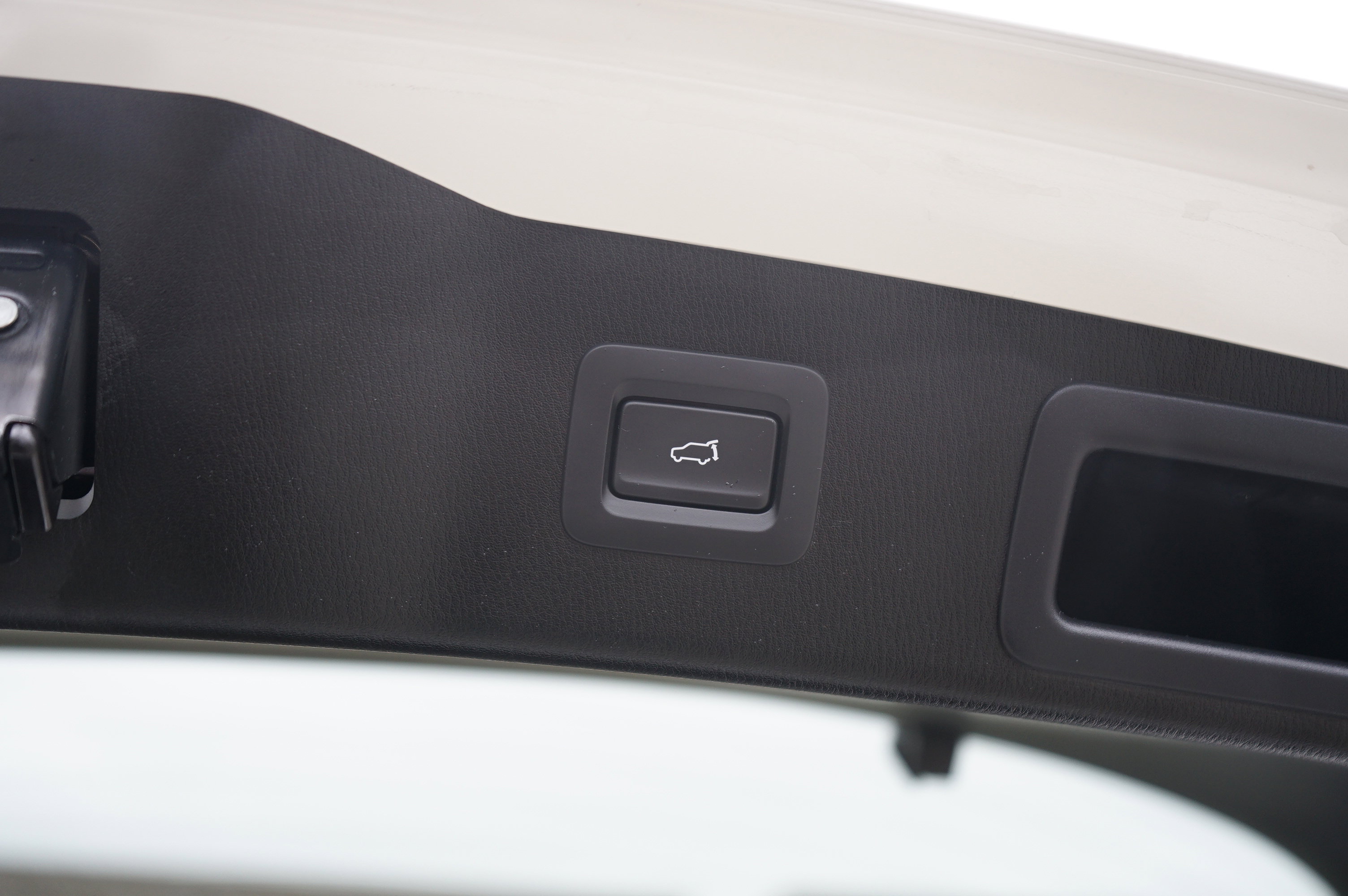 Certified 2025 MAZDA CX-5 Carbon Edition image 12