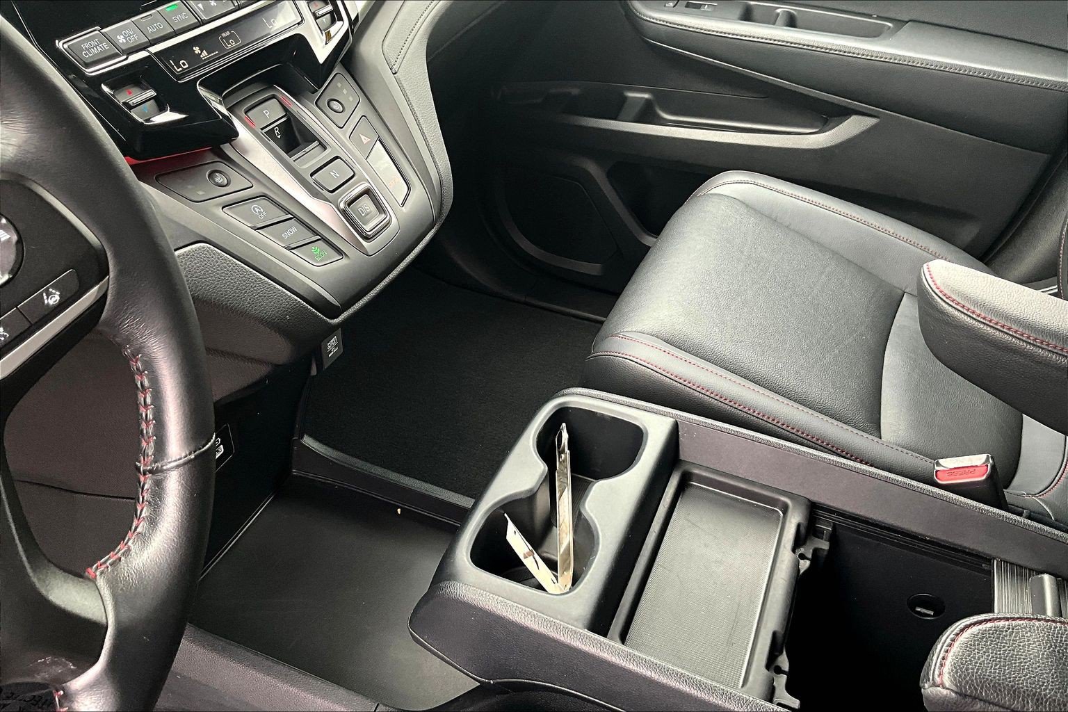 Used 2023 Honda Odyssey Sport image 14