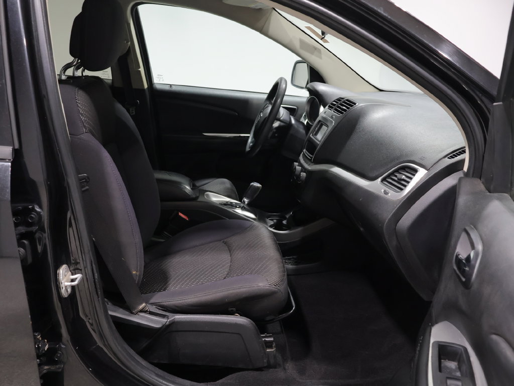 Used 2013 Dodge Journey SXT FWD image 27