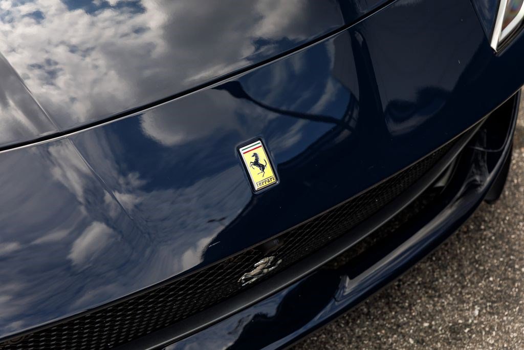 Used 2022 Ferrari 812 GTS RWD image 19
