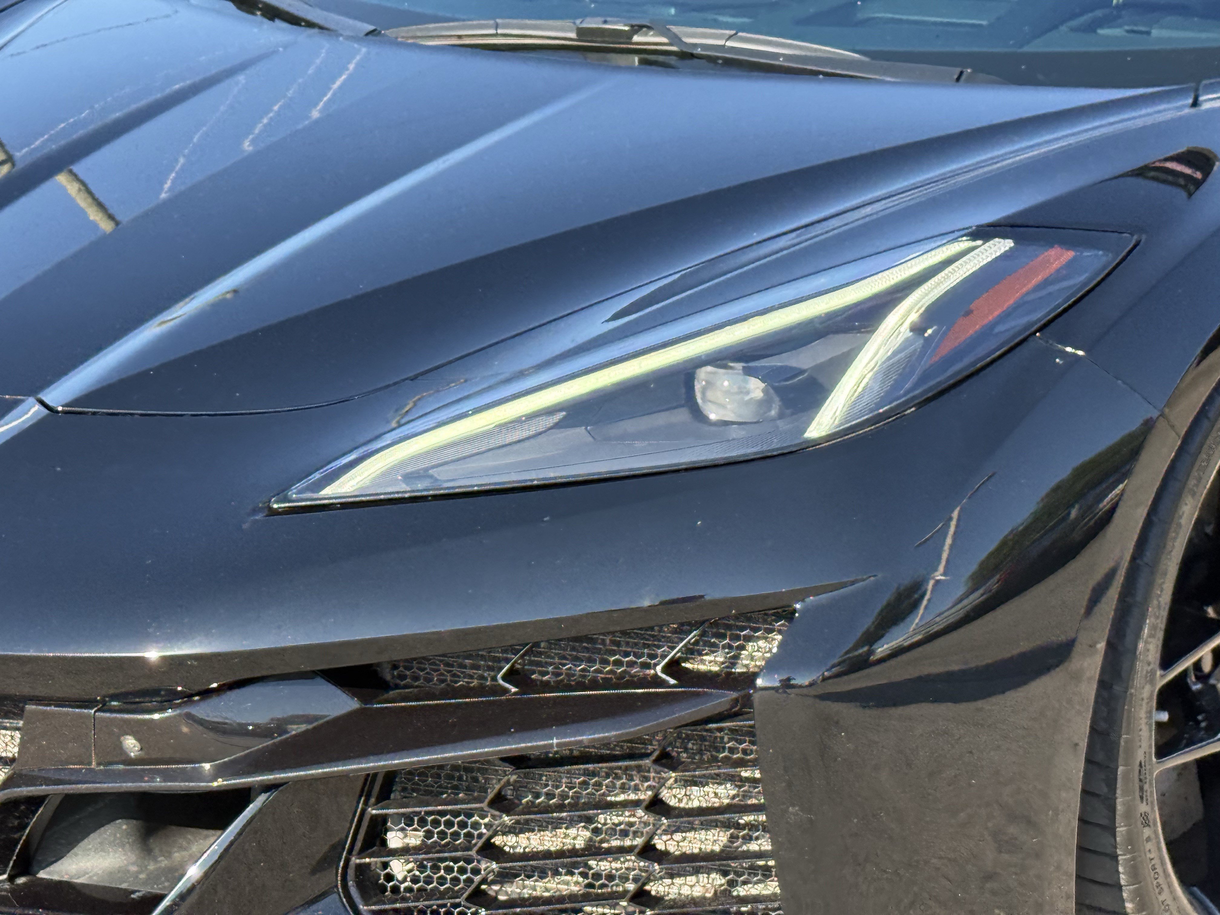 Used 2025 Chevrolet Corvette Z06 w/ Stealth Interior Trim Package RWD image 11