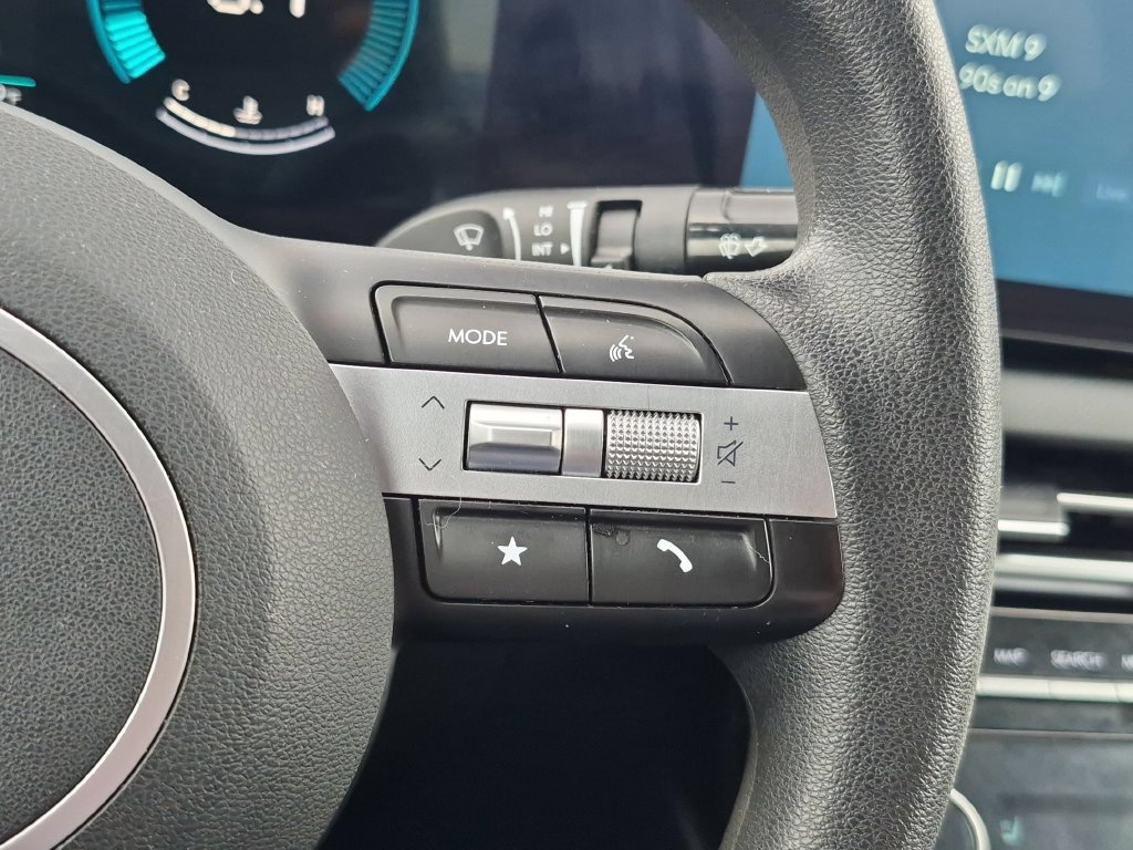 Used 2025 Hyundai Santa Cruz SEL FWD image 22