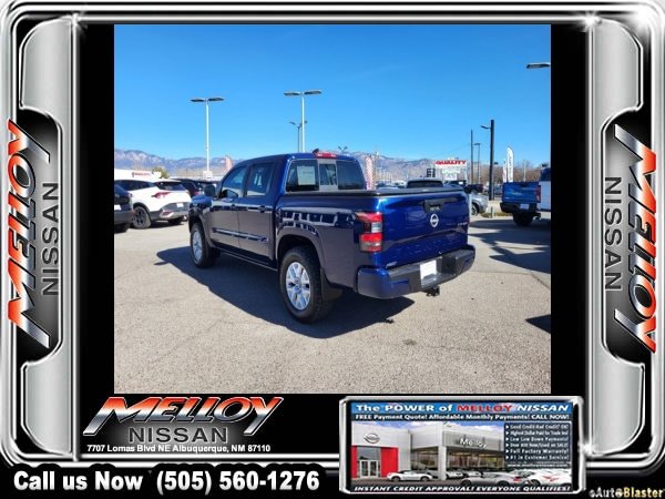 Used 2022 Nissan Frontier SV image 3