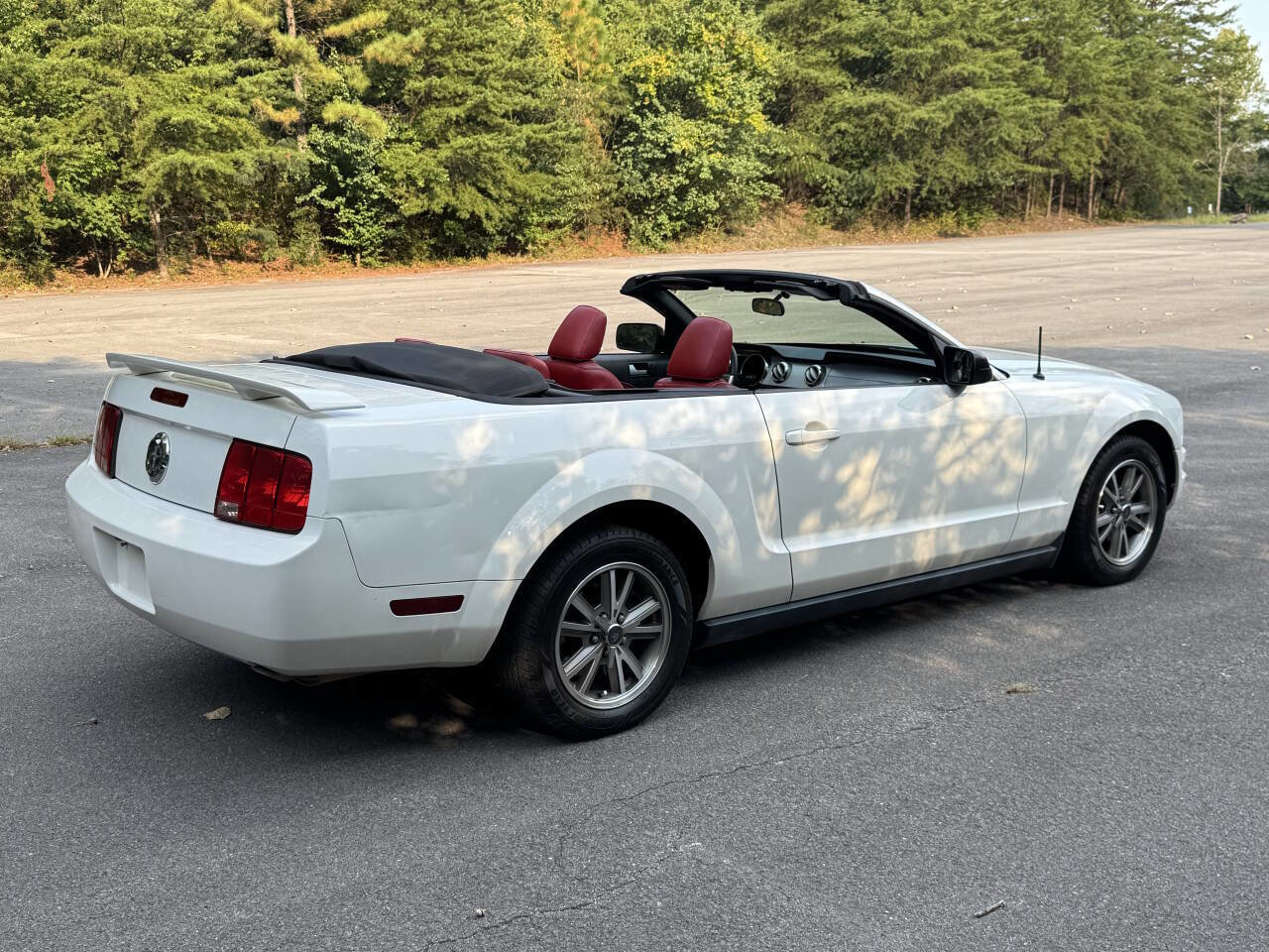 Used 2005 Ford Mustang Premium image 6