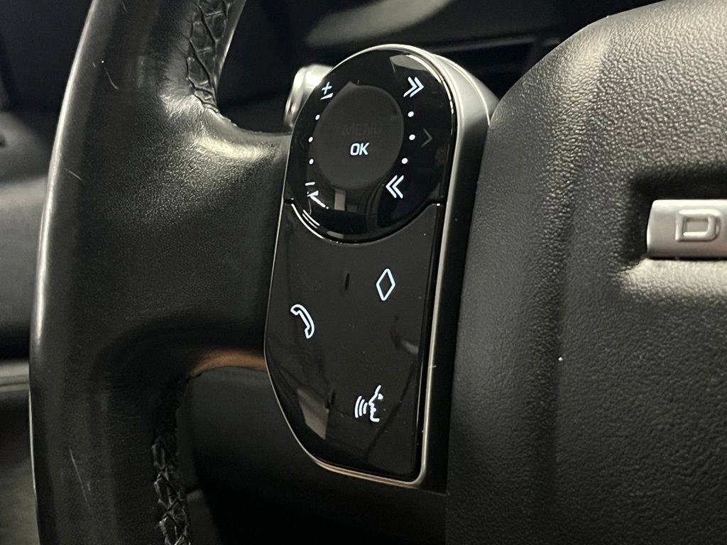 Used 2020 Land Rover Discovery Sport SE AWD/4WD image 24
