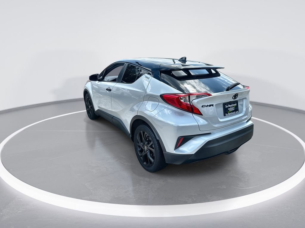 Used 2022 Toyota C-HR Nightshade FWD image 6