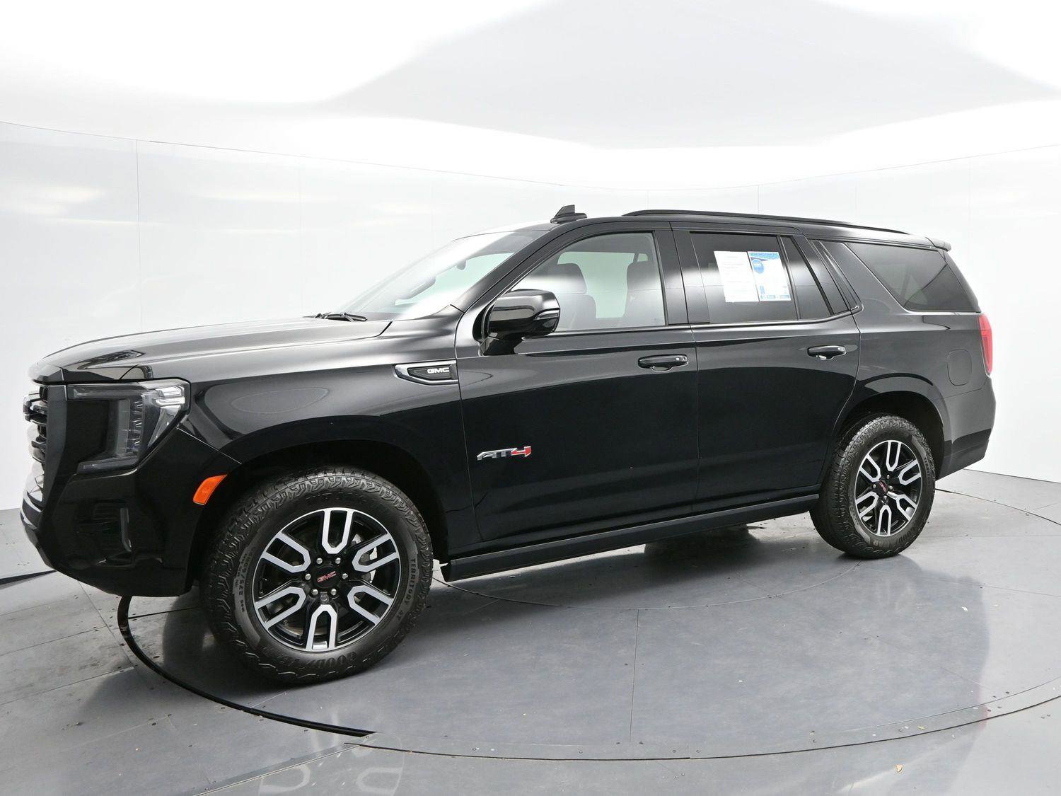 Used 2023 GMC Yukon AT4 w/ AT4 Premium Plus Package image 3