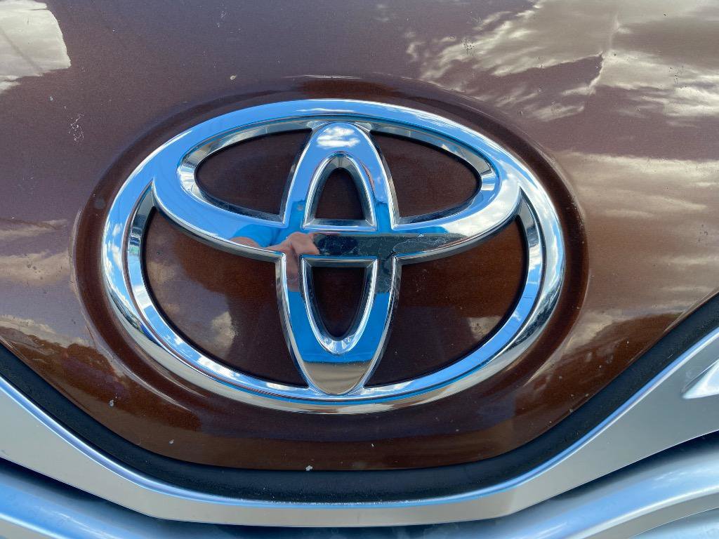 Used 2009 Toyota Venza w/ Convenience Pkg FWD image 38