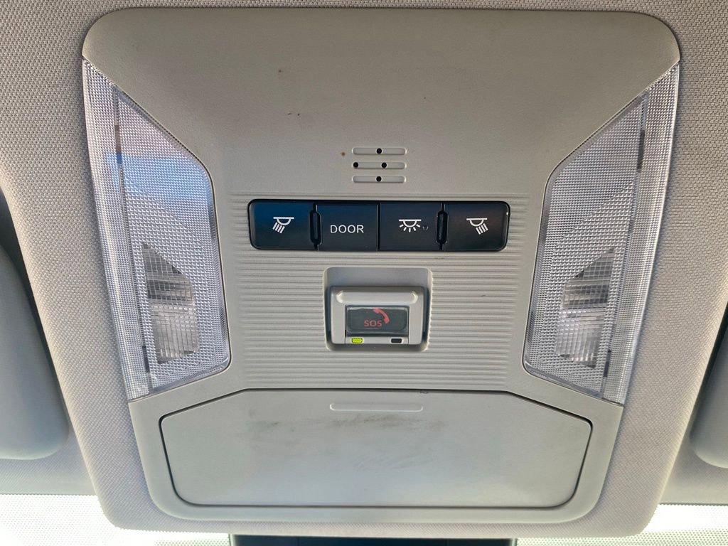 Used 2021 Toyota RAV4 LE FWD image 24