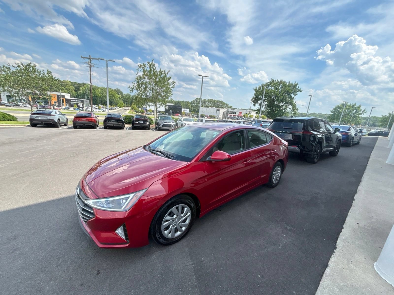Used 2019 Hyundai Elantra SE FWD image 15