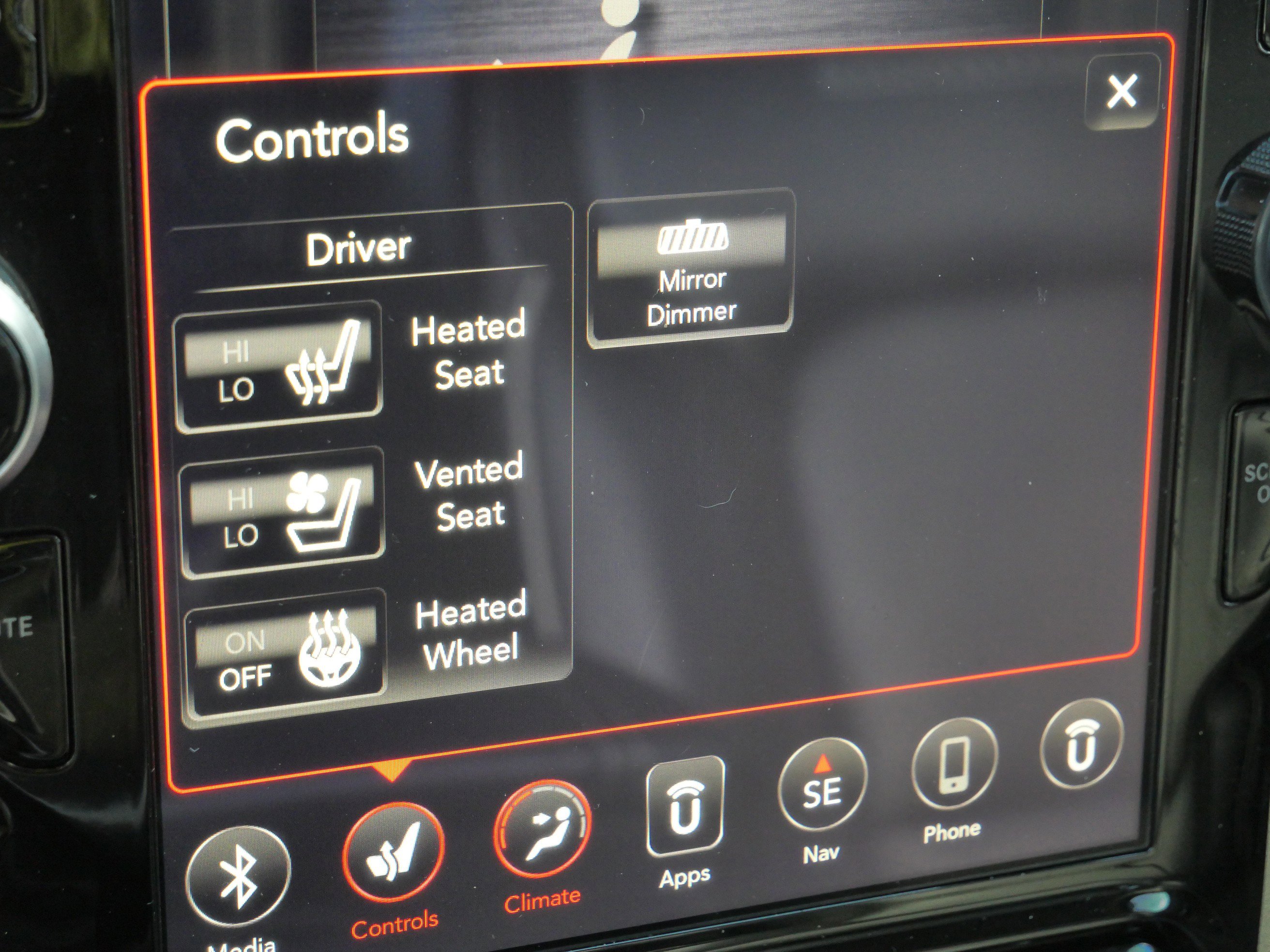 Used 2019 RAM 1500 Laramie image 27