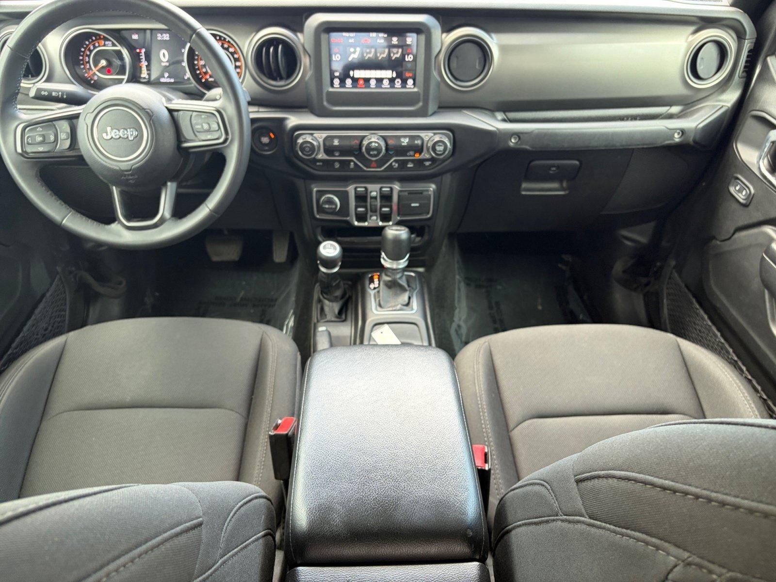 Used 2023 Jeep Gladiator Sport AWD/4WD image 14