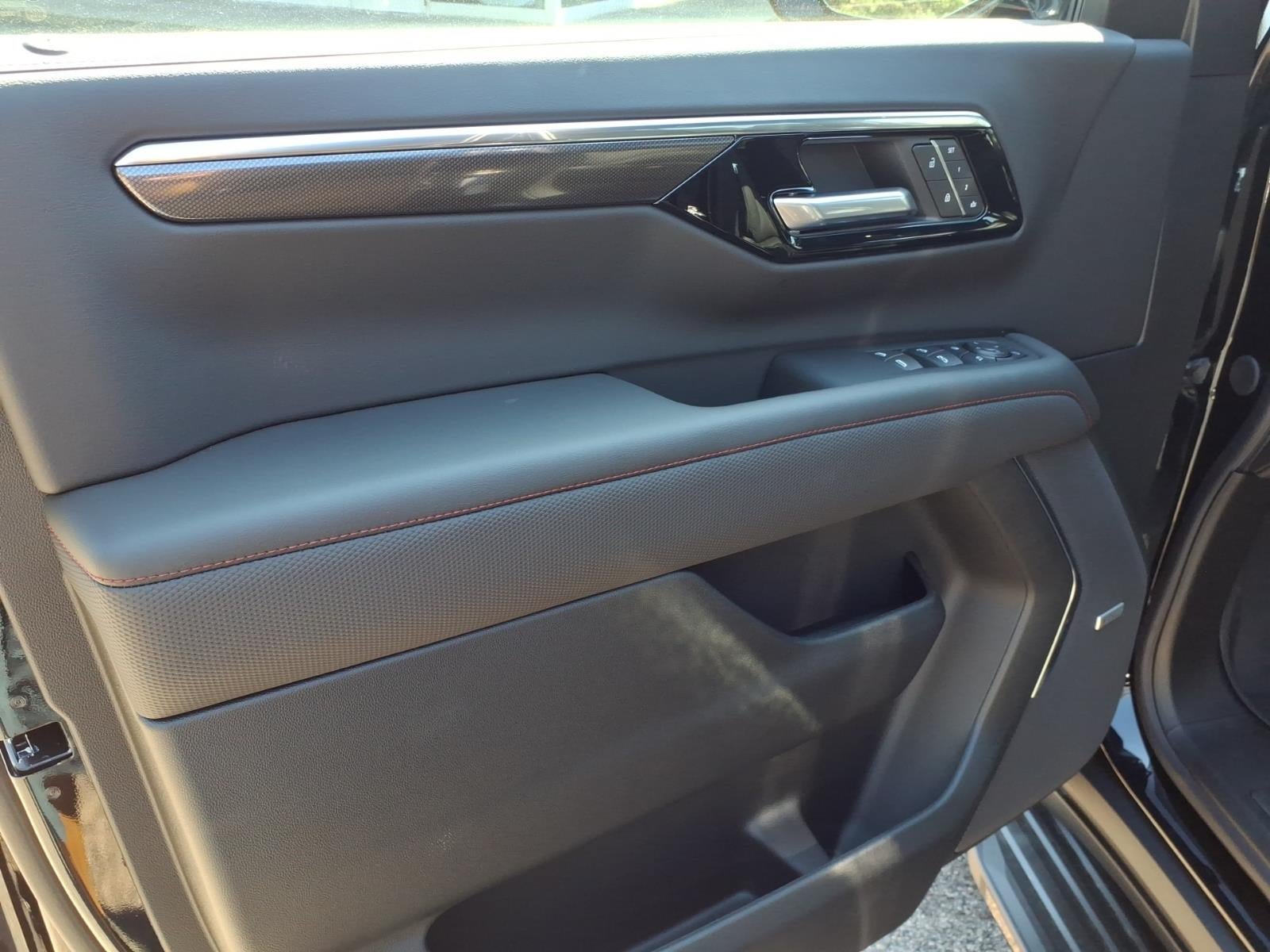 New 2026 Chevrolet Tahoe RST w/ Comfort Package AWD/4WD image 4