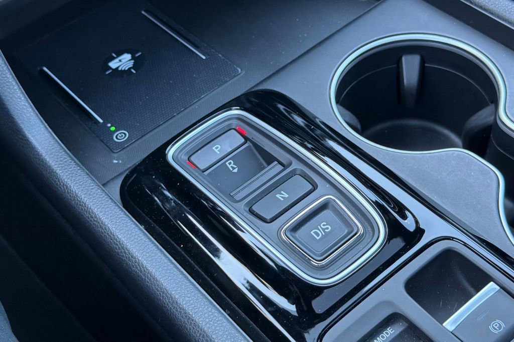 Used 2025 Honda Pilot Black Edition image 21