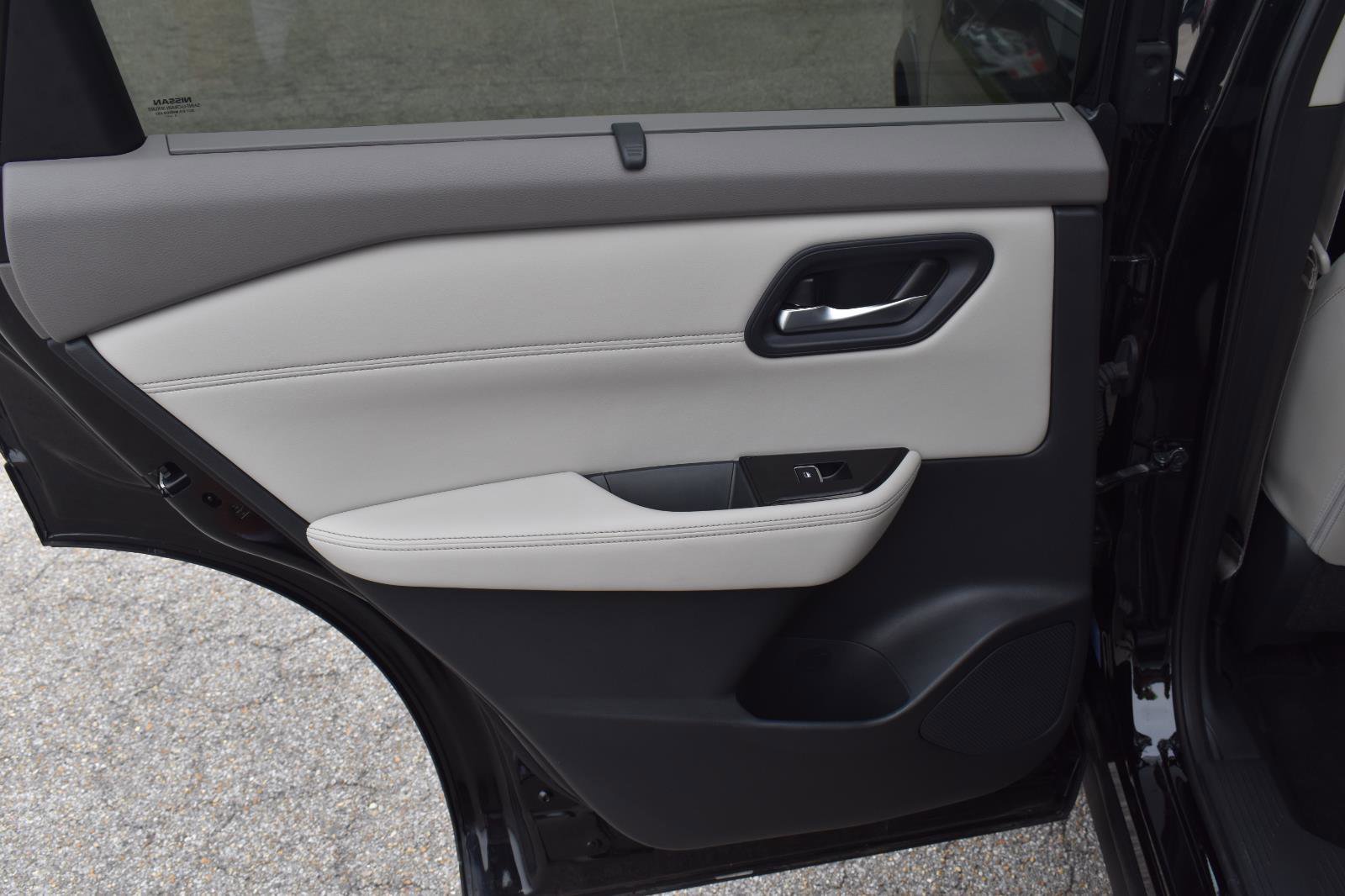Used 2023 Nissan Rogue SL w/ SL Premium Package FWD image 50