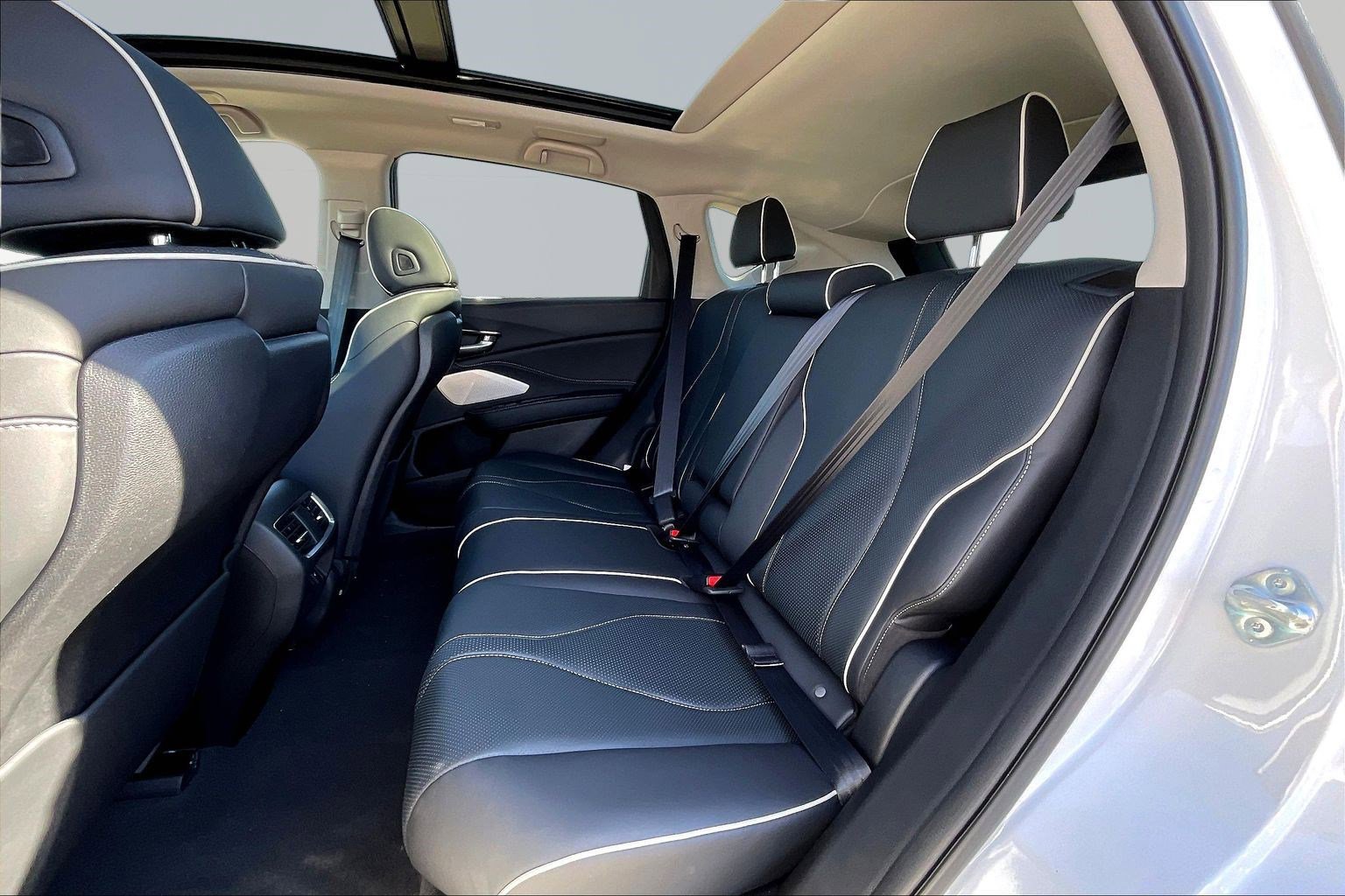 New 2026 Acura RDX SH-AWD w/ Advance Package image 18