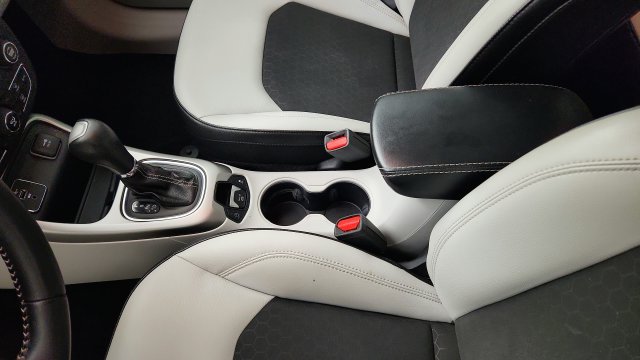 Used 2019 Jeep Compass Latitude FWD image 22
