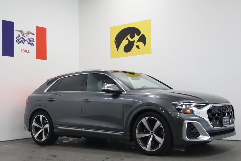 Used 2024 Audi SQ8 Prestige w/ Prestige Package AWD/4WD image 1